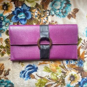 Vintage purple magnetic closure clutch by UE
